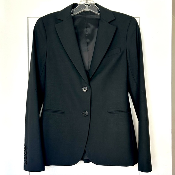 **THEORY** Jet Black Suit Jacket in Impeccable Condition! - Picture 1 of 5